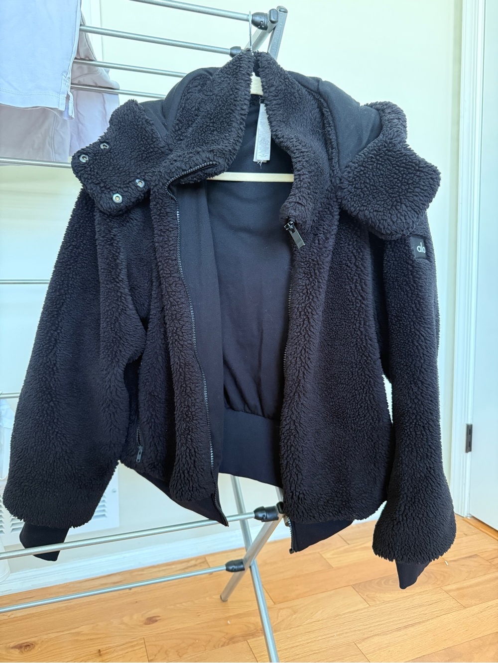 Alo Yoga Black Foxy Sherpa Zip-Up Jacket